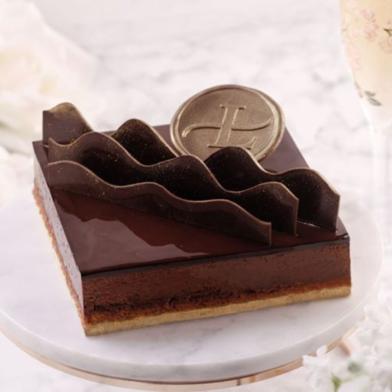 Dark Chocolate Crunchy Cake Dark Chocolate Crunchy Cake