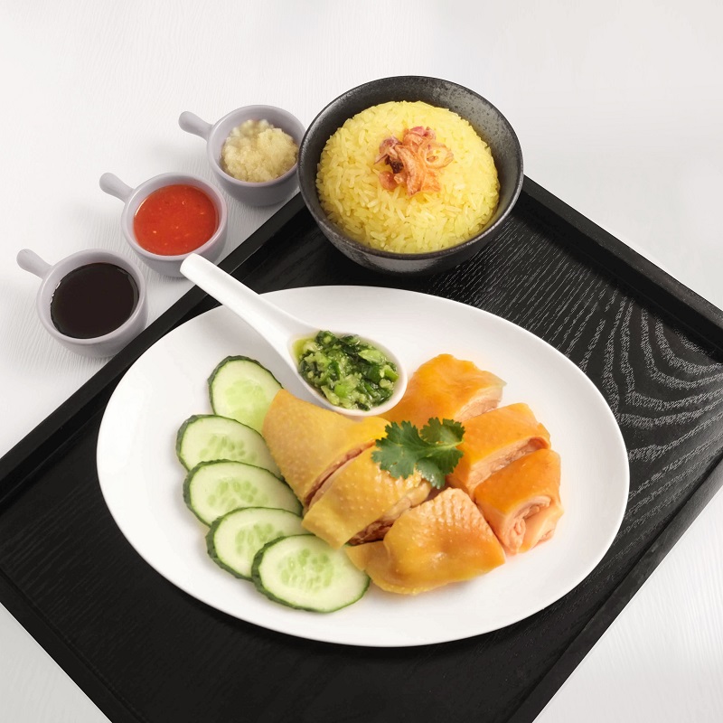 海南雞配油飯、經典醬料及雞湯 海南雞配油飯、經典醬料及雞湯